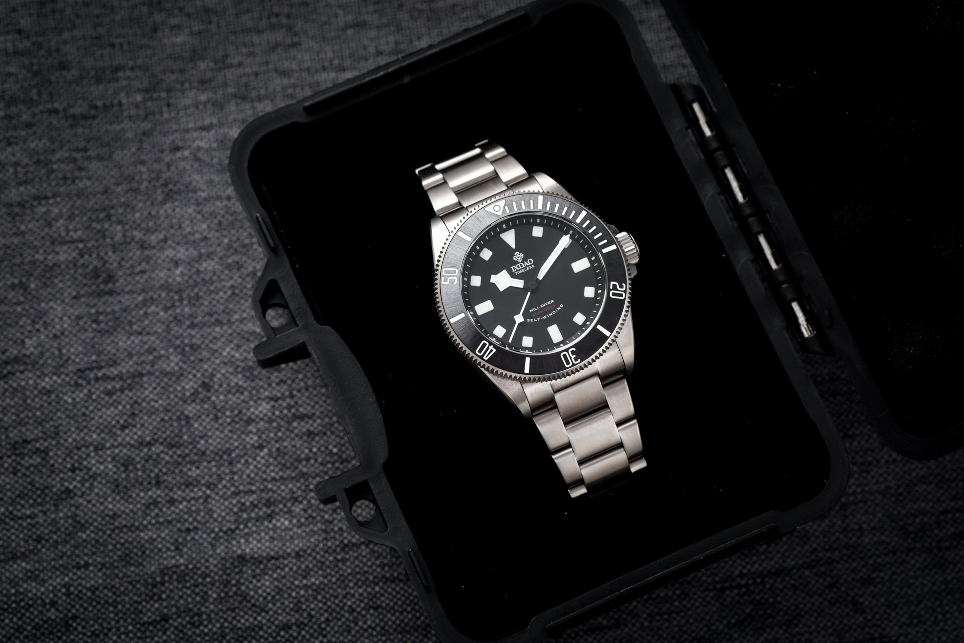 IXDAO Titanium 39mm Automatic Dive Watch Black Dial 15 Scale Bezel IXDAO Watch Official Store