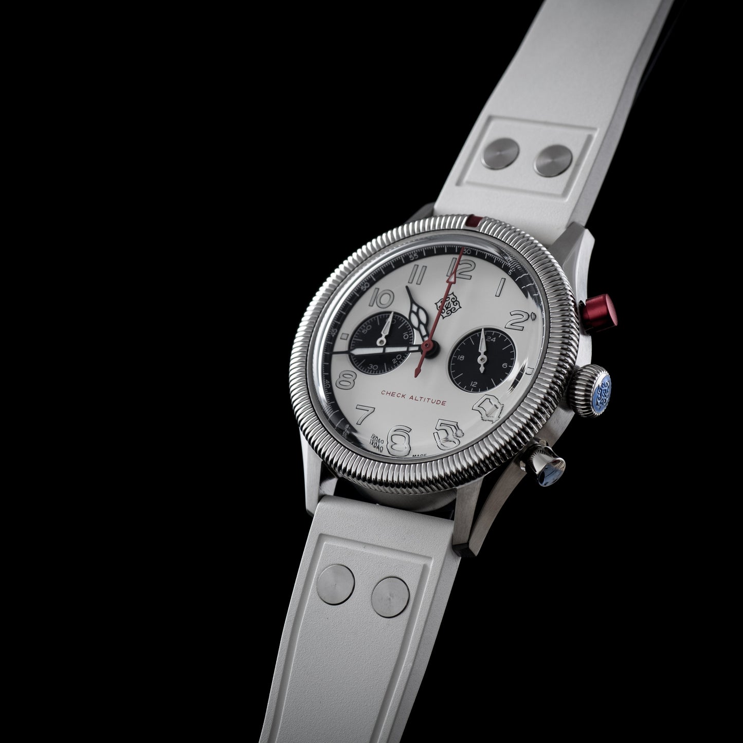 ixdao-pilot-chrono-white-dial-front