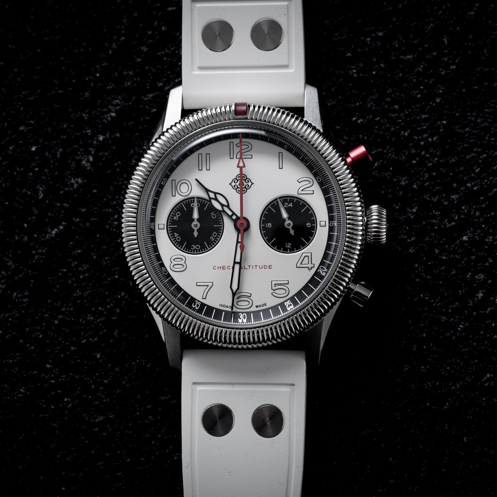 ixdao-pilot-chrono-white-dial-front